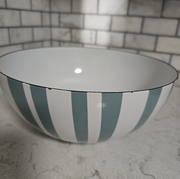 Vtg. Cathrineholm 11" Seafoam Stripe Enamel Bowl - Picture 11 of 11